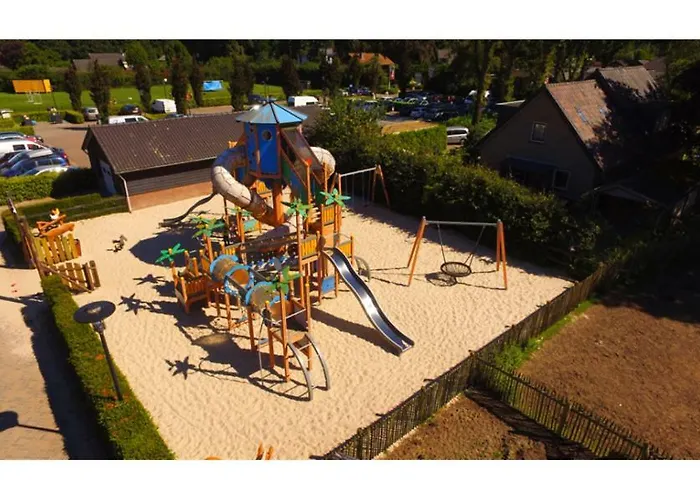 Hotel Groepsboerderij 20 Pers. *